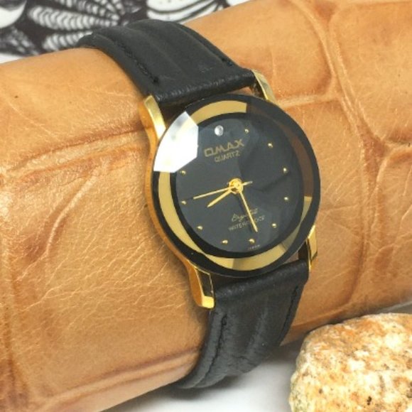 Omax 8N8299 Beveled Mirror Gold Edge Crystal Round Gold/Black Leather Watch - Picture 1 of 5